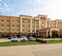 Hampton Inn & Suites Corsicana Exterior