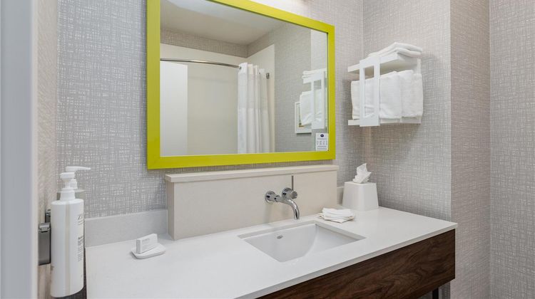 Hampton Inn & Suites Corsicana Room
