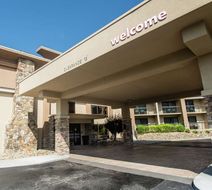 Hampton Inn Caryville Exterior