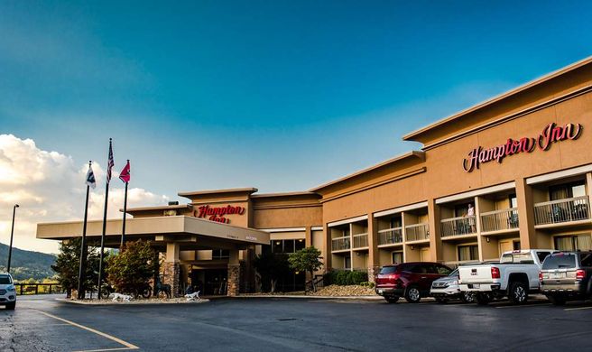 Hampton Inn Caryville Exterior
