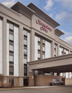 Hampton Inn Charleston-Southridge