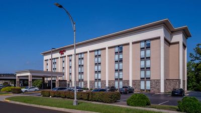 Hampton Inn Charleston Civic Center