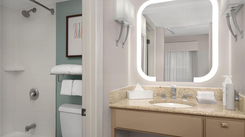 <b>Homewood Suites by Hilton Cary Room</b>. Images powered by <a href="https://iceportal.shijigroup.com/" title="IcePortal" target="_blank">IcePortal</a>.