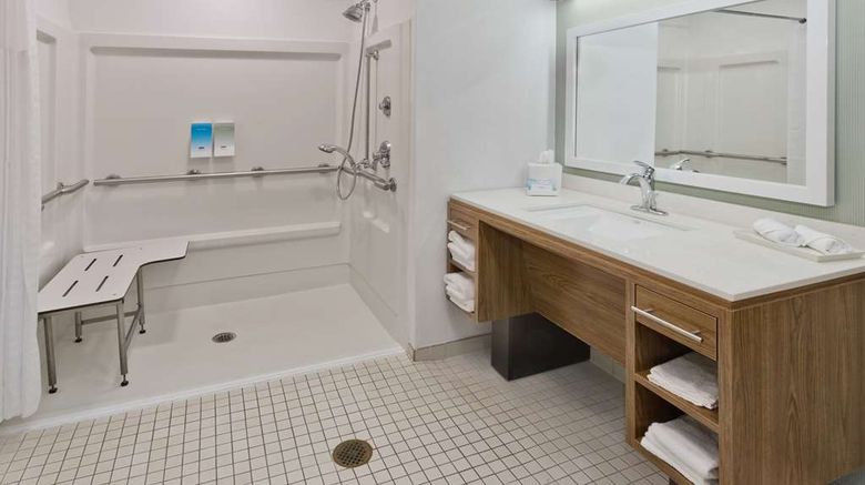 <b>Home2 Suites Columbus Room</b>. Images powered by <a href="https://iceportal.shijigroup.com/" title="IcePortal" target="_blank">IcePortal</a>.