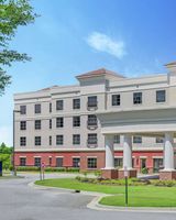 Hampton Inn Columbus South Fort Moore