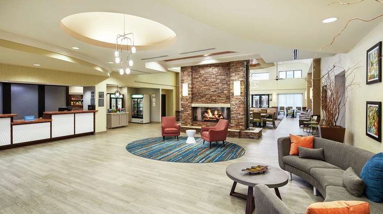 <b>Homewood Suites Columbus Lobby</b>. Images powered by <a href="https://iceportal.shijigroup.com/" title="IcePortal" target="_blank">IcePortal</a>.