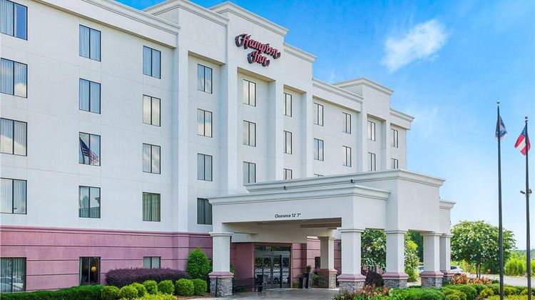 Hampton Inn Columbus-North Exterior