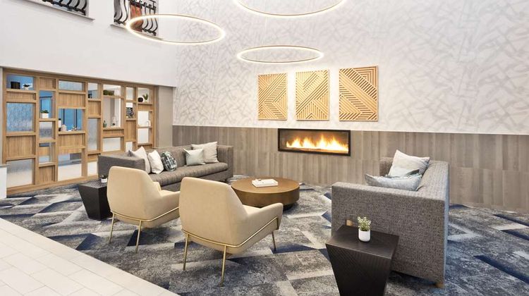 Hampton Inn & Suites Lobby
