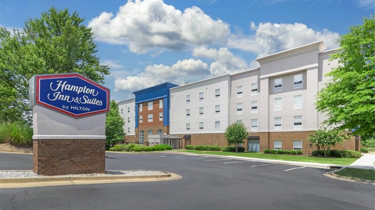 Hampton Inn & Suites Exterior