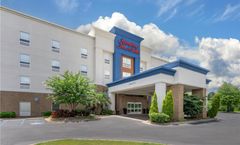 Hampton Inn & Suites