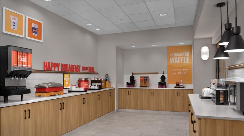<b>Hampton Inn Crossville Restaurant</b>. Images powered by <a href="https://iceportal.shijigroup.com/" title="IcePortal" target="_blank">IcePortal</a>.