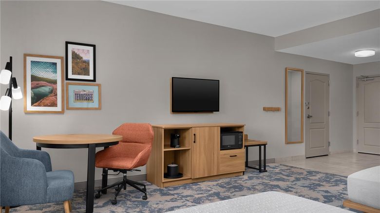 <b>Hampton Inn Crossville Room</b>. Images powered by <a href="https://iceportal.shijigroup.com/" title="IcePortal" target="_blank">IcePortal</a>.