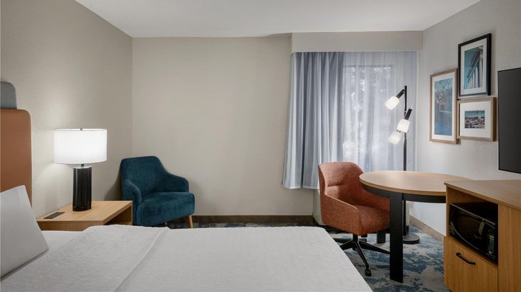 Hampton Inn Cartersville Room
