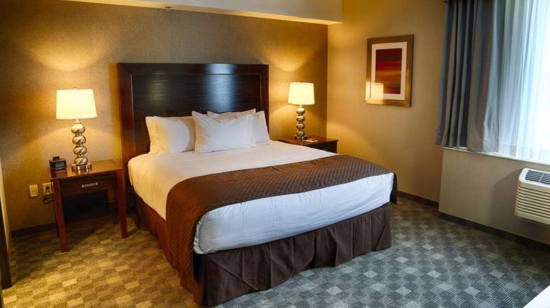 <b>DoubleTree by Hilton Hotel Lawrenceburg Room</b>. Images powered by <a href="https://iceportal.shijigroup.com/" title="IcePortal" target="_blank">IcePortal</a>.