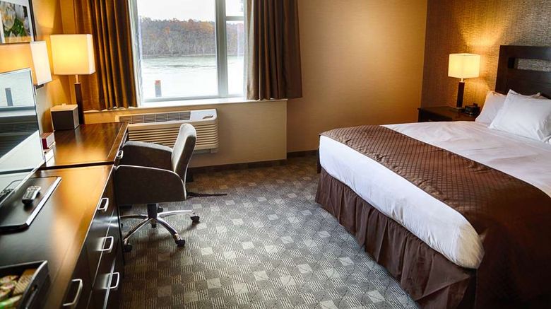 <b>DoubleTree by Hilton Hotel Lawrenceburg Room</b>. Images powered by <a href="https://iceportal.shijigroup.com/" title="IcePortal" target="_blank">IcePortal</a>.