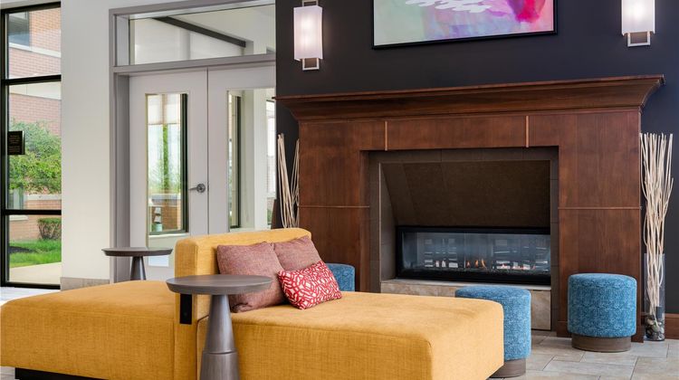 Hilton Garden Inn West Chester Lobby