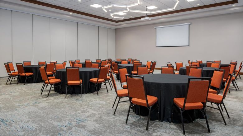 <b>Hilton Garden Inn West Chester Meeting</b>. Images powered by <a href="https://iceportal.shijigroup.com/" title="IcePortal" target="_blank">IcePortal</a>.