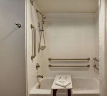 Hampton Inn Cincinnati South Room