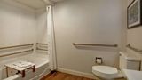 <b>Hampton Inn Cincinnati South Room</b>. Images powered by <a href="https://iceportal.shijigroup.com/" title="IcePortal" target="_blank">IcePortal</a>.