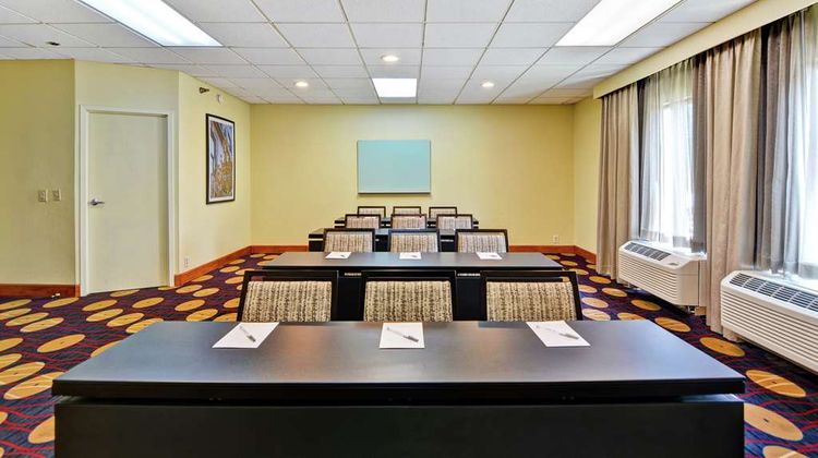 Hampton Inn Cincinnati South Meeting