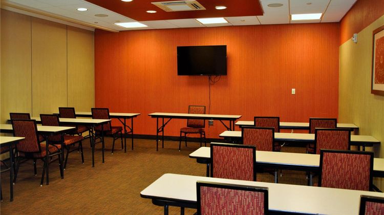 Hampton Inn & Suites Uptown-University Meeting