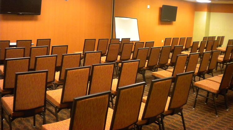 Hampton Inn & Suites Uptown-University Meeting