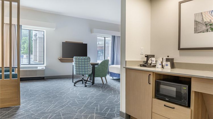 Hampton Inn & Suites Uptown-University Other