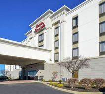 Hampton Inn & Suites Wilmington Exterior