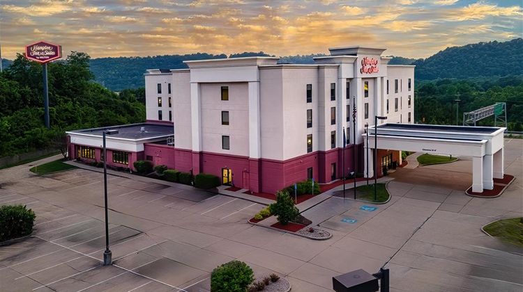 Hampton Inn & Suites Wilder Exterior