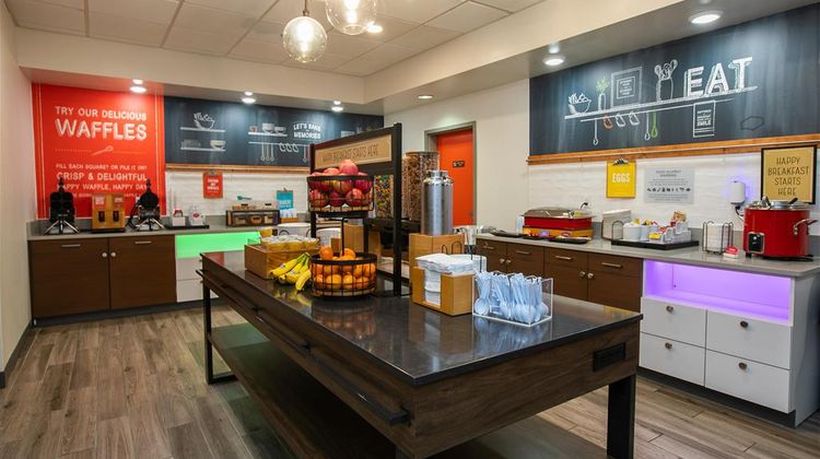 Hampton Inn & Suites Wilder Restaurant