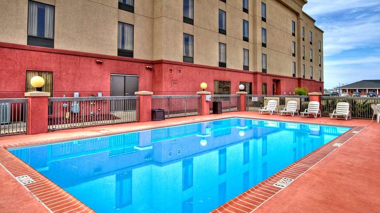 <b>Hampton Inn Cleveland Pool</b>. Images powered by <a href="https://iceportal.shijigroup.com/" title="IcePortal" target="_blank">IcePortal</a>.