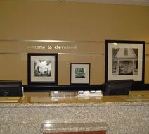 Hampton Inn Cleveland Lobby
