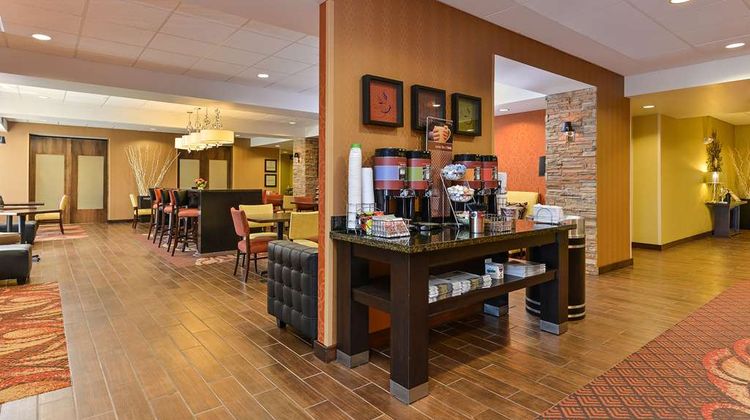 Hampton Inn - Clinton Lobby