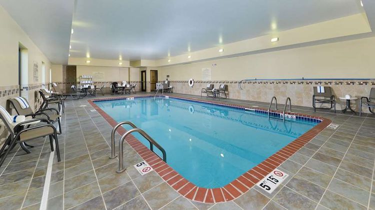 Hampton Inn - Clinton Pool