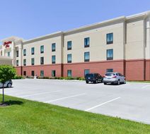 Hampton Inn - Clinton Exterior