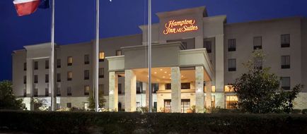 Hampton Inn & Suites Conroe Exterior