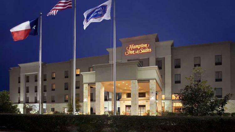 Hampton Inn & Suites Conroe Exterior