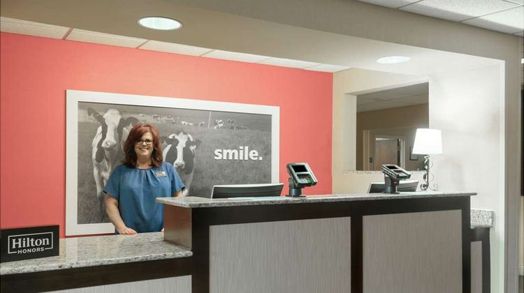 Hampton Inn Corydon Lobby