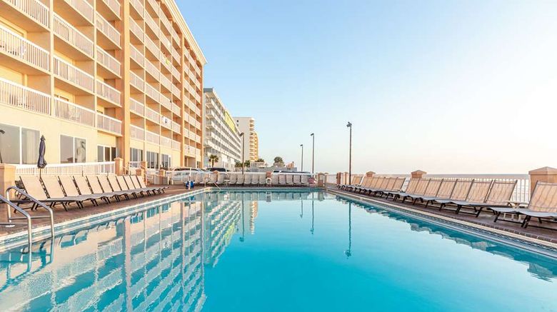 <b>Hampton Inn Daytona Shores Oceanfront Pool</b>. Images powered by <a href="https://iceportal.shijigroup.com/" title="IcePortal" target="_blank">IcePortal</a>.