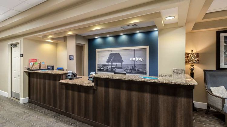 Hampton Inn Daytona Shores Oceanfront Lobby
