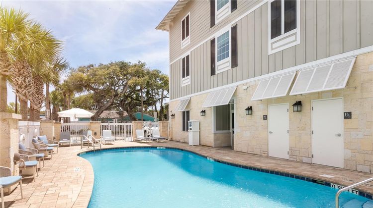 Hampton Inn New Smyrna Beach Pool