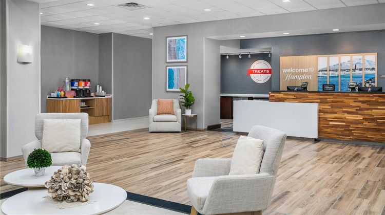 Hampton Inn New Smyrna Beach Lobby