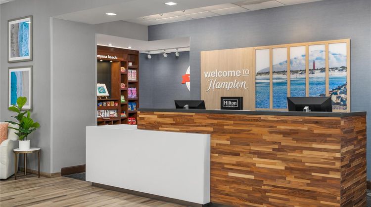 Hampton Inn New Smyrna Beach Lobby