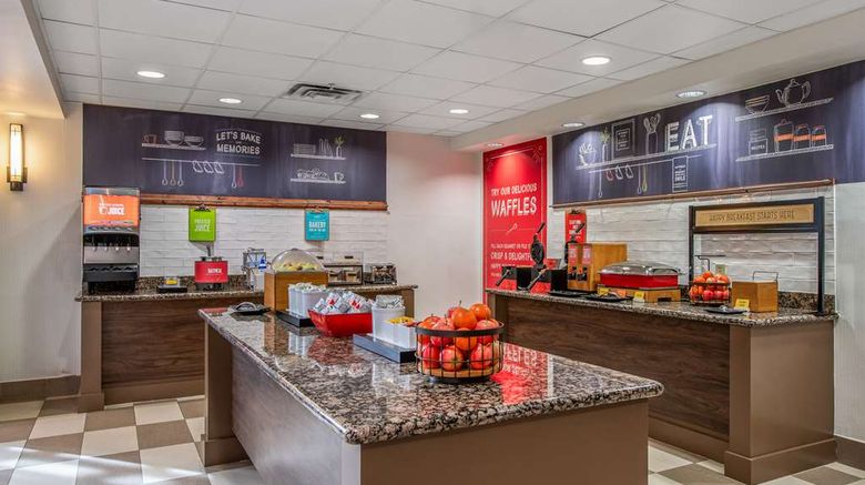<b>Hampton Inn & Suites-Dallas Allen Restaurant</b>. Images powered by <a href="https://iceportal.shijigroup.com/" title="IcePortal" target="_blank">IcePortal</a>.