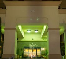Hampton Inn & Suites Dallas Exterior