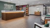 Hampton Inn & Suites Arlington North Lobby