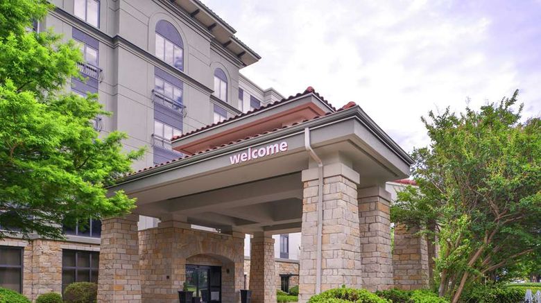 <b>Hampton Inn & Suites Legacy Park Exterior</b>. Images powered by <a href="https://iceportal.shijigroup.com/" title="IcePortal" target="_blank">IcePortal</a>.