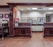 Hampton Inn/Stes Dallas-DFW Arpt North Lobby