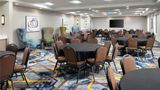 <b>Hampton Inn & Suites DFW Meeting</b>. Images powered by <a href="https://iceportal.shijigroup.com/" title="IcePortal" target="_blank">IcePortal</a>.