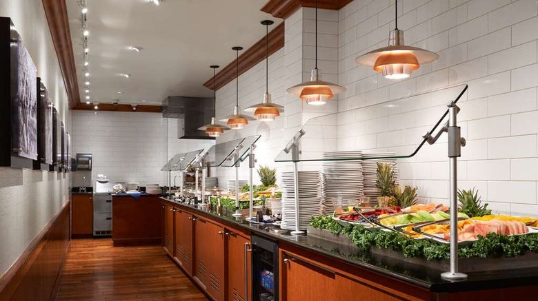 <b>Doubletree Dallas Love Field Restaurant</b>. Images powered by <a href="https://iceportal.shijigroup.com/" title="IcePortal" target="_blank">IcePortal</a>.